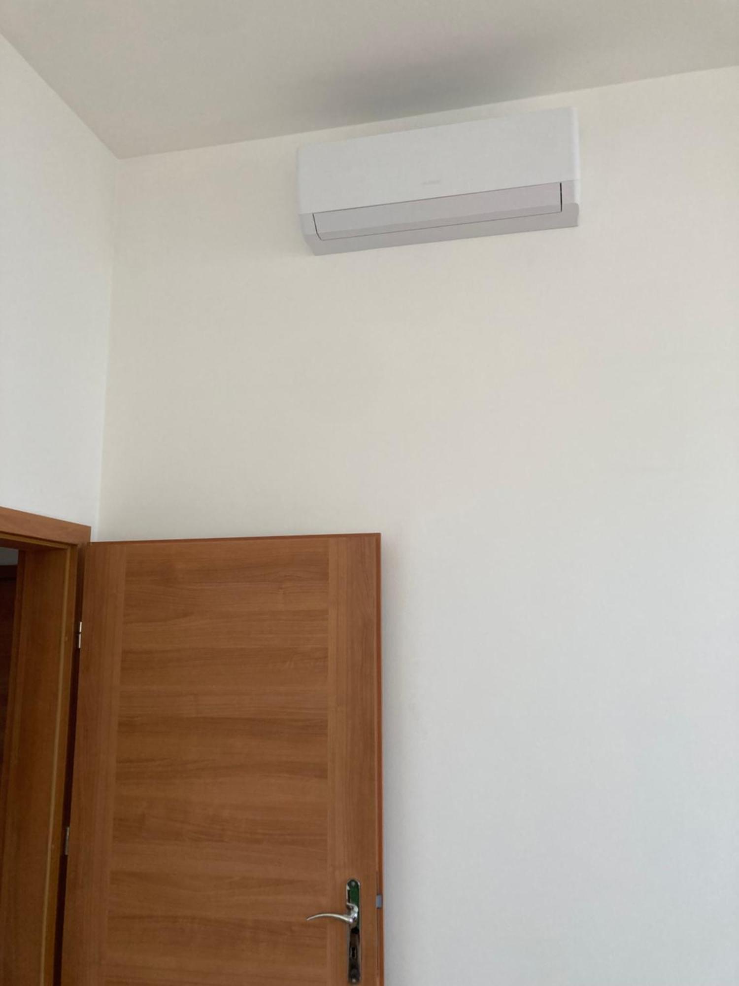 Przestronny Apartament Na Dolnej Warschau Exterior foto